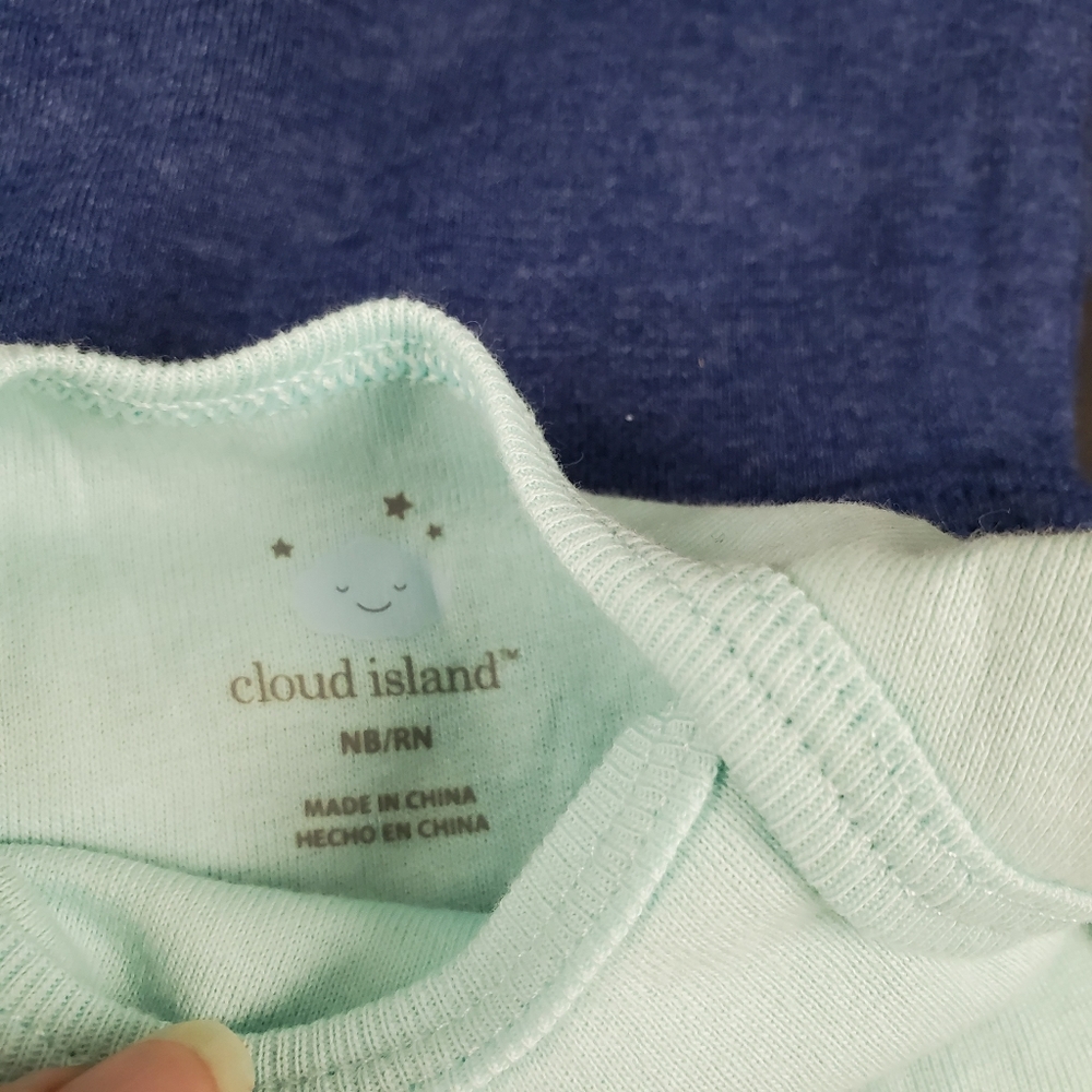 NWOT Cloud Island 4 pc Bodysuit Set - Picture 2 of 3